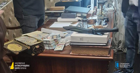 Корупція в Мінрегіоні: викрито колишніх держсекретаря міністерства, радника міністра та директорку ДП (ФОТО)